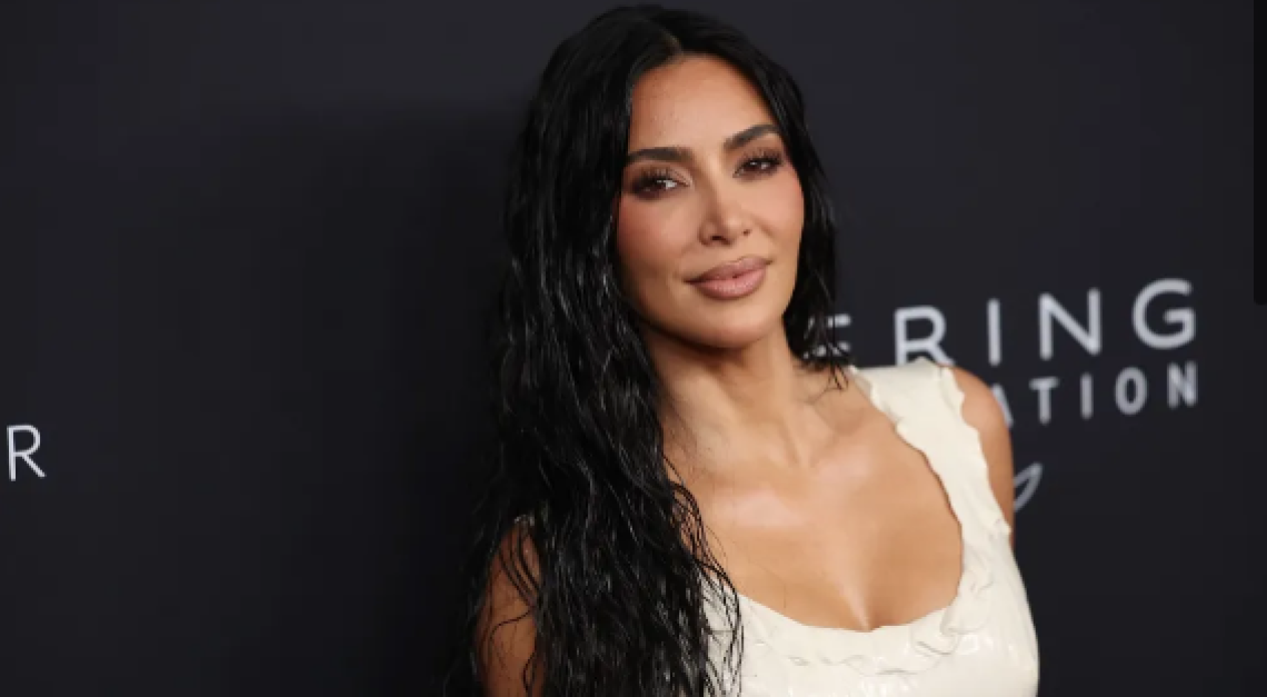 Kim Kardashian (fake)